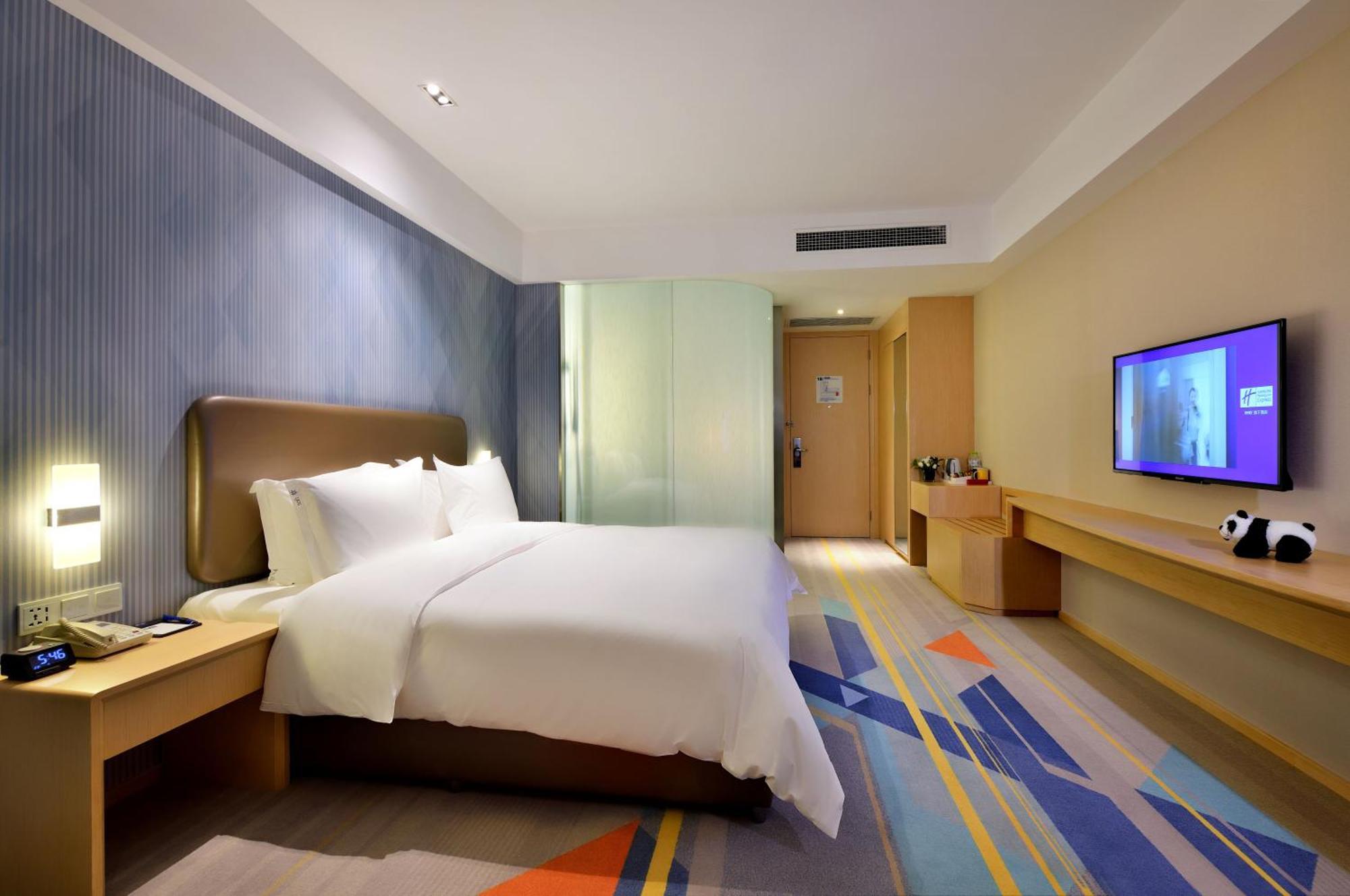 Holiday Inn Express Chengdu Tianhe By Ihg Pixian Εξωτερικό φωτογραφία